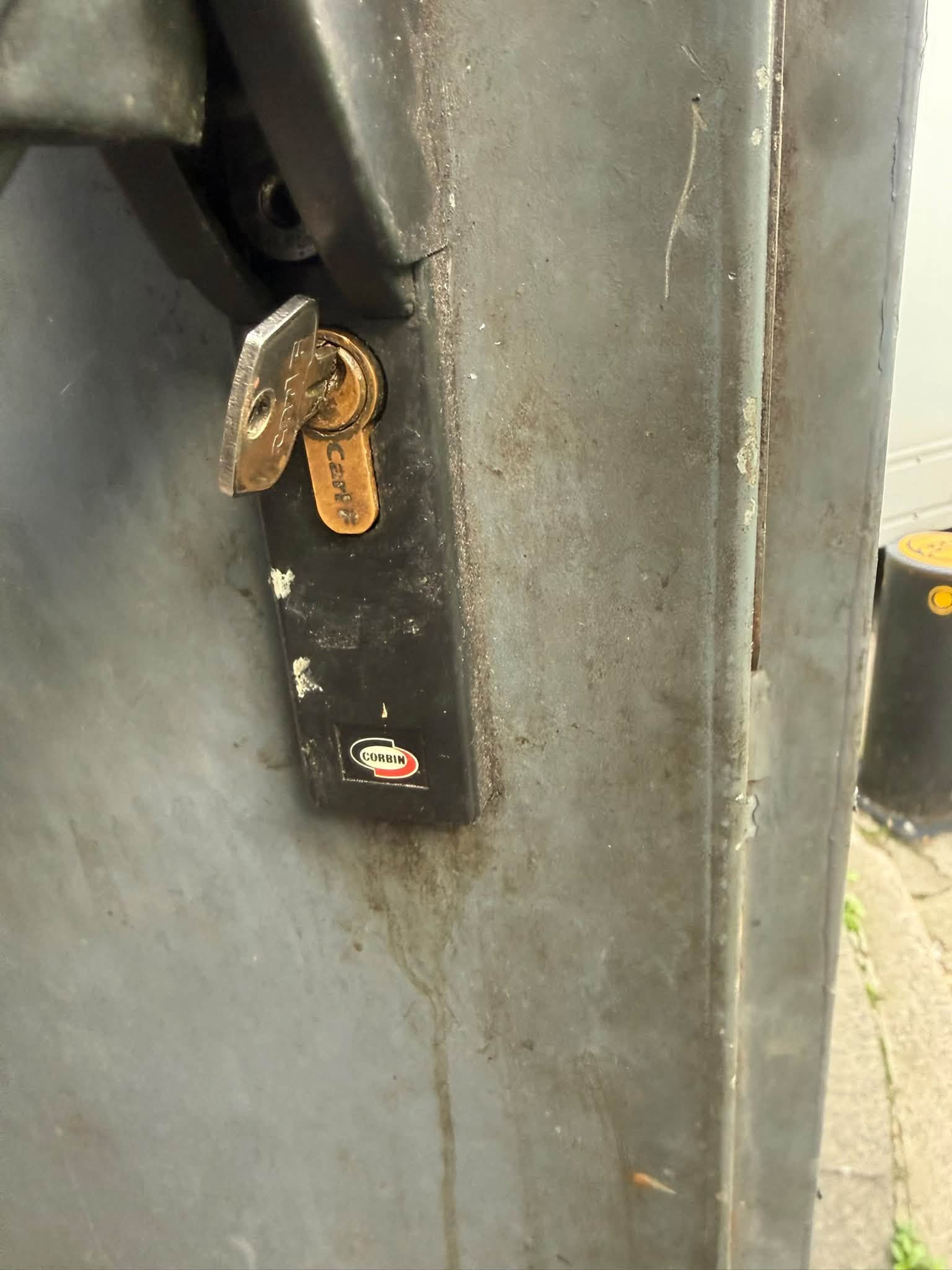 Locksmith for Jammed Door
